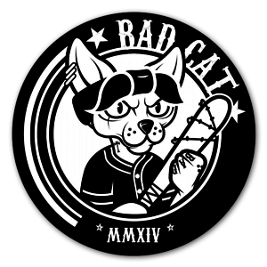 Pegatina de Bad Cat, diseñada por Tizieu.