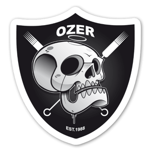 Pegatina de Ozer Raiders, ¡prueba a hacerte con ella con efecto espejo!